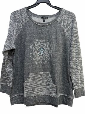 LA Threads Women's Gray Ombré Mandala Sweatshirt Size 2X